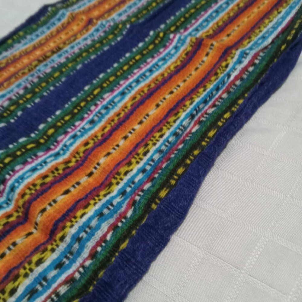 Beautiful vintage cotton fabric/scarf in vibrant colors 48 x 10 inches - Picture 7 of 8